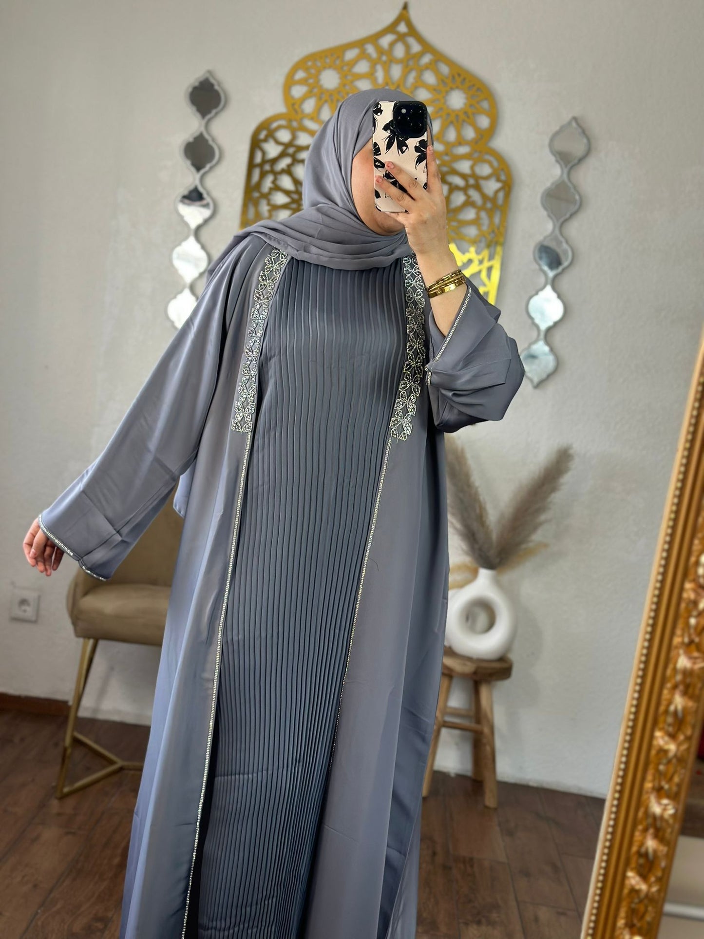 Luxuriöse dreiteilige Abaya