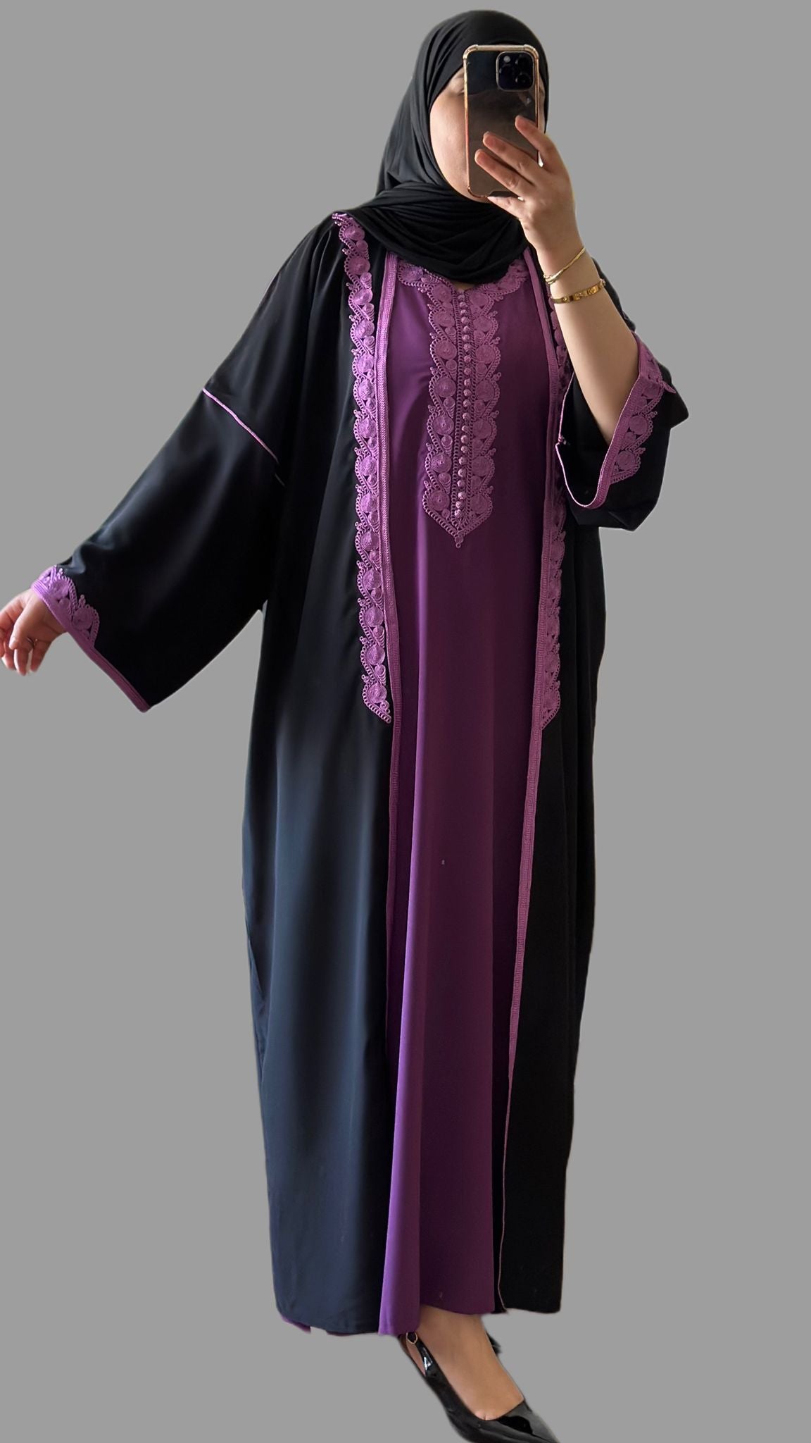 traditionelle zweiteilige Abaya