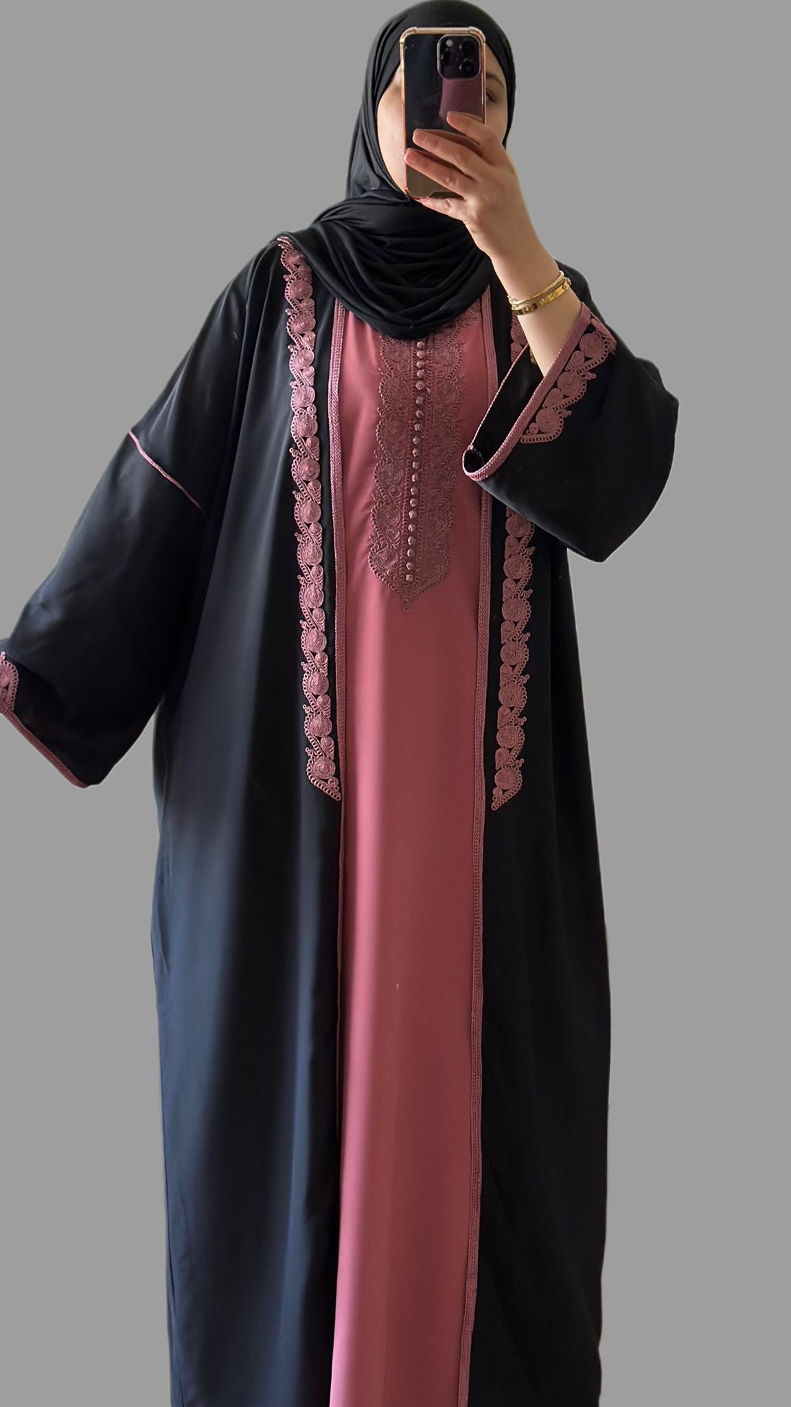 Traditionelle zweiteilege abaya