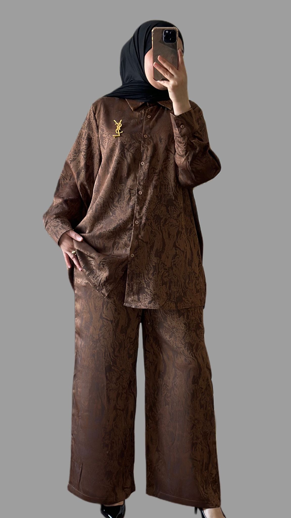 Yana Elegantes Set von hoher Qualitat