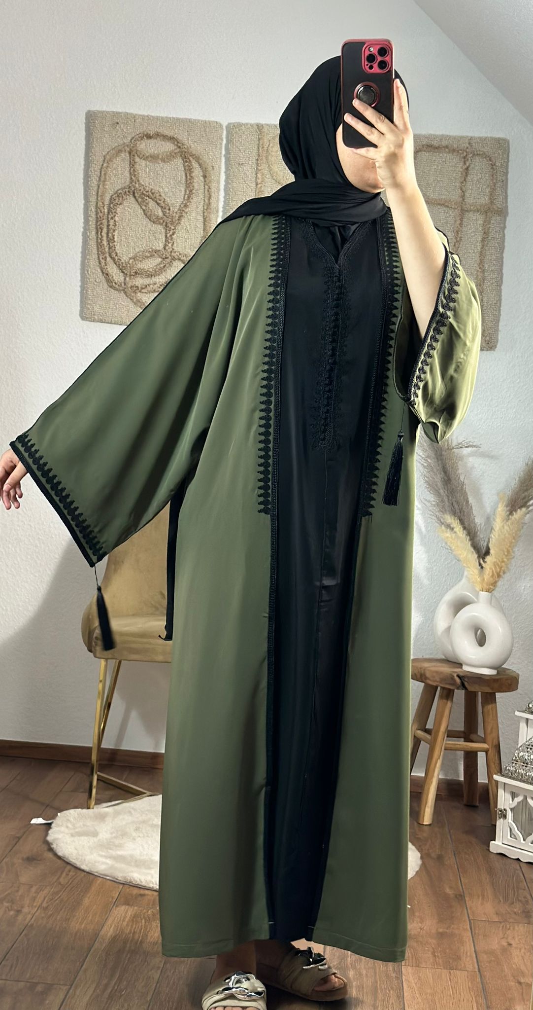 RAWAAs traditionelle zwei teiler Set