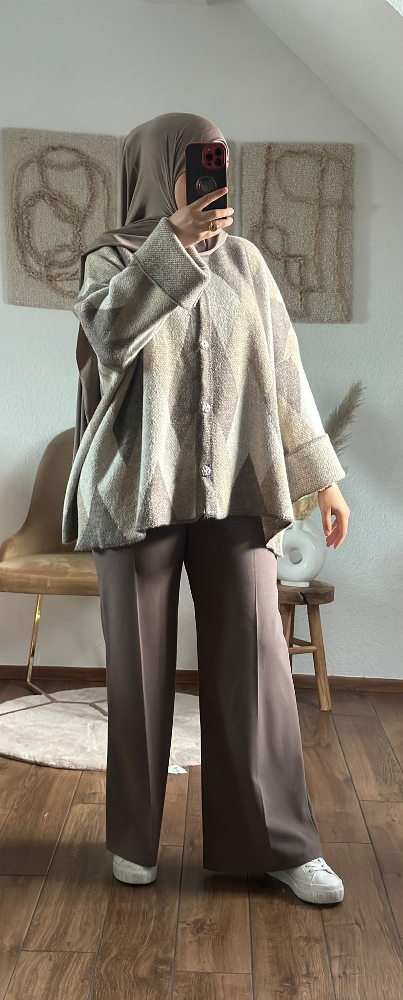 ILINAs Oversize-Wollhemd