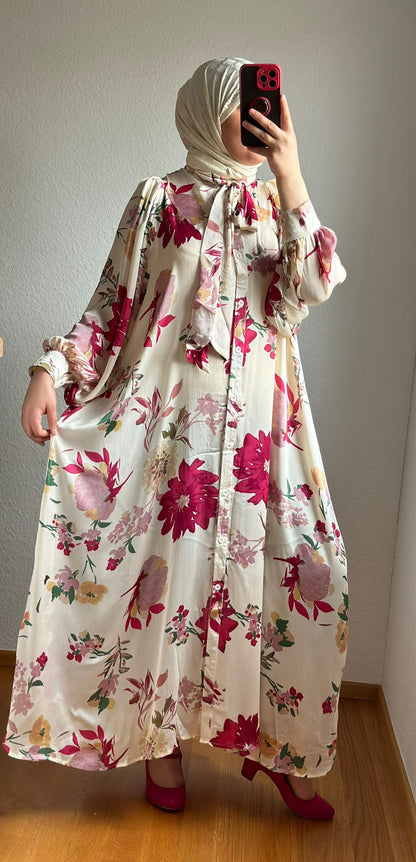 Standardkleid mit Blumenmuster in Rosa und Beige