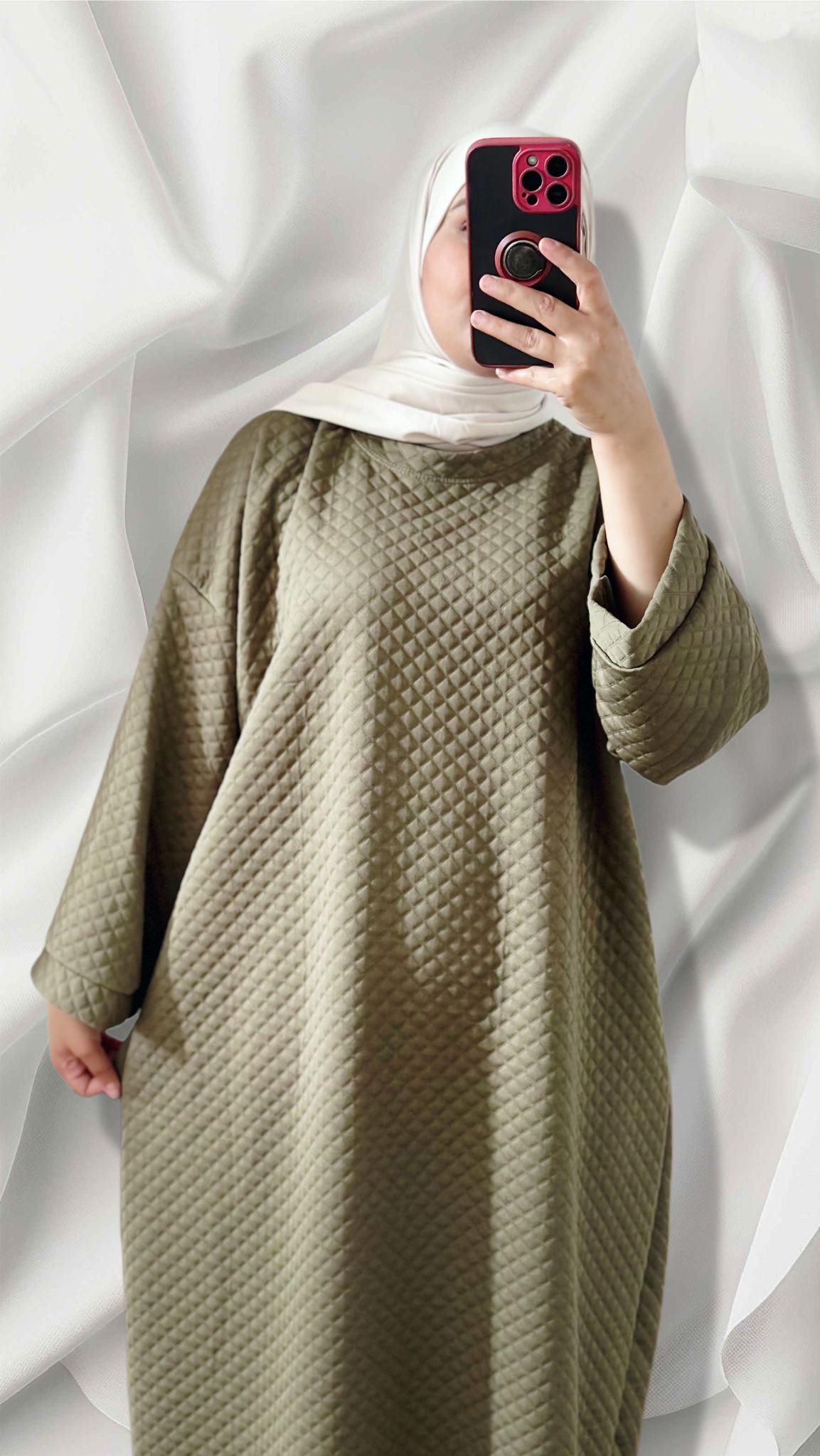 leilas abaya in Olivengrun
