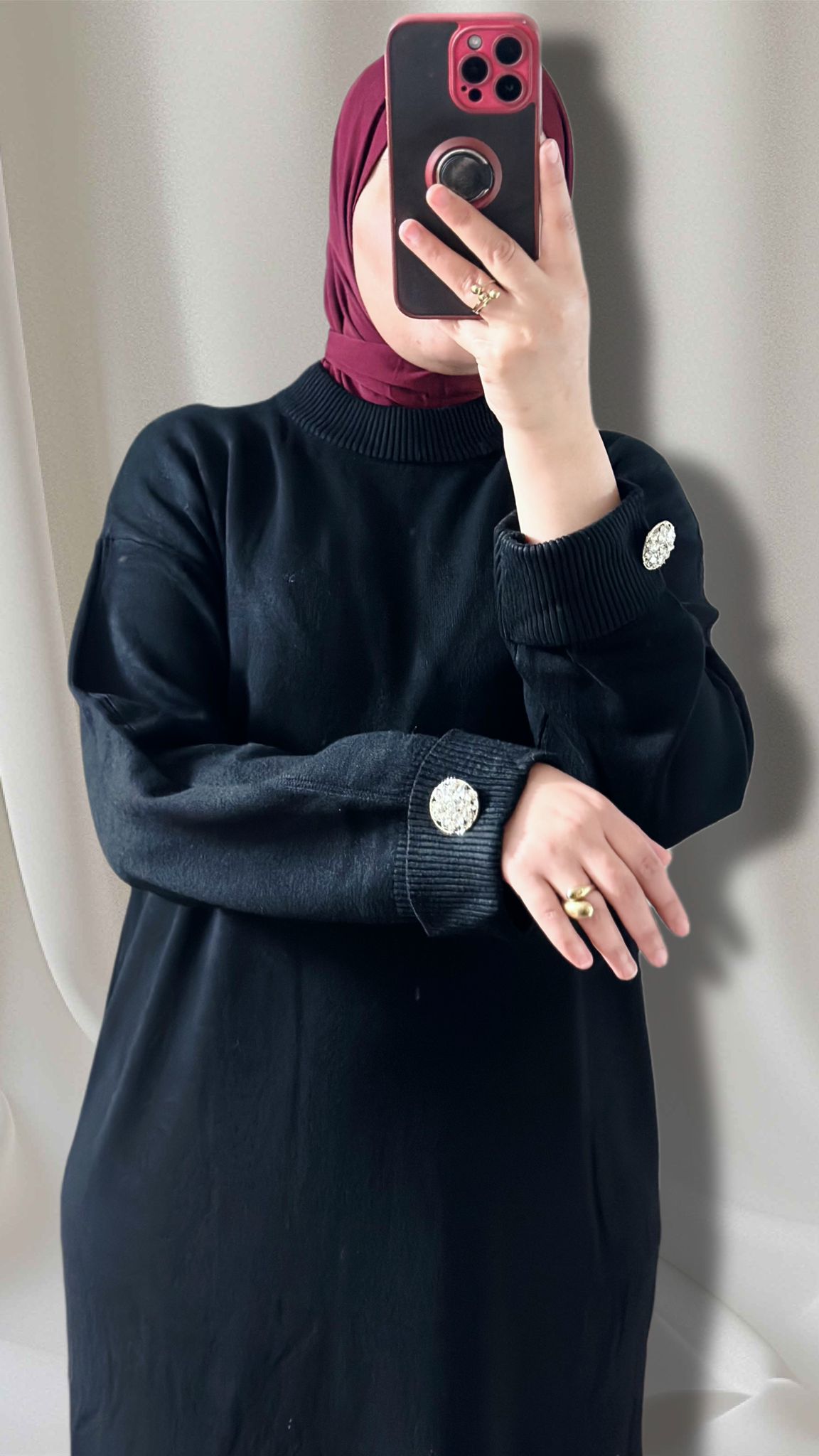 LAYANs lang Kleid