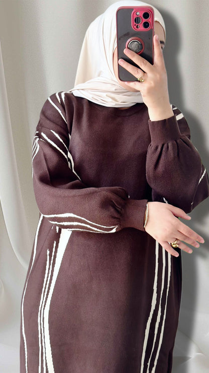 LAYNAs Kleid in braun
