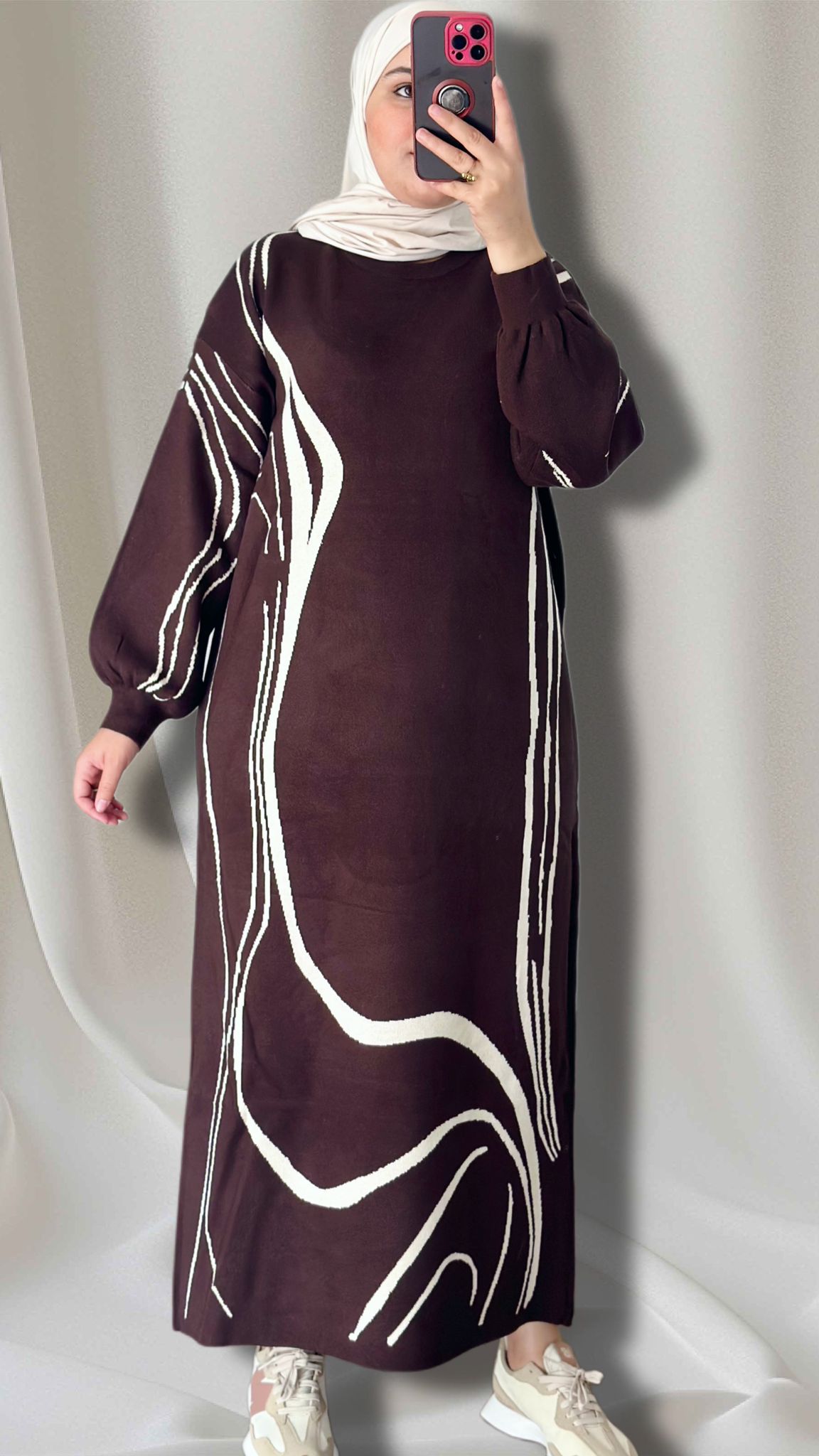 LAYNAs Kleid in braun