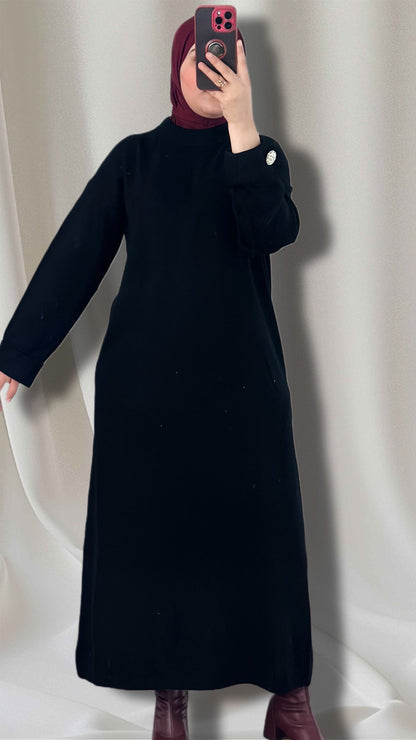 LAYANs lang Kleid