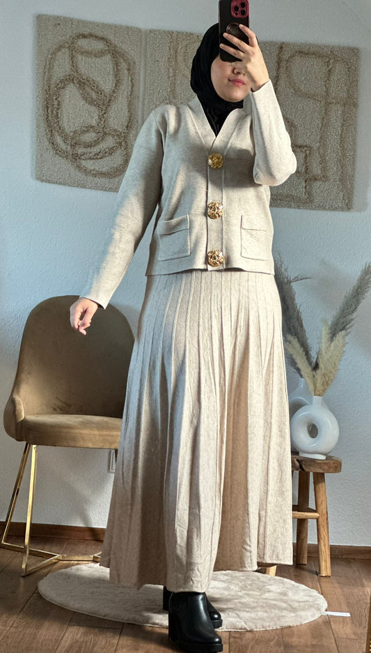 AMIRAs zweiteiler  set in bieg