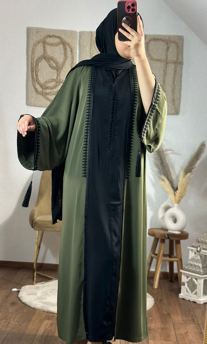 RAWAAs traditionelle zwei teiler Set