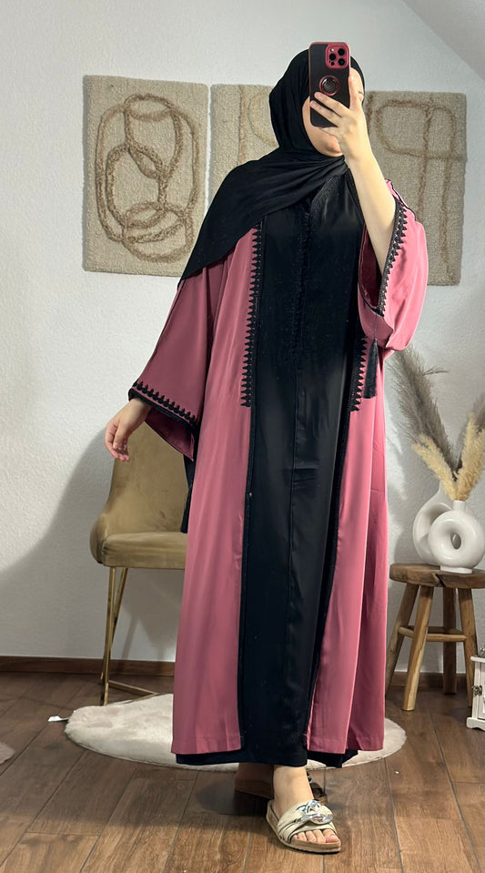 RAWAAs traditionelle zwei teiler Set