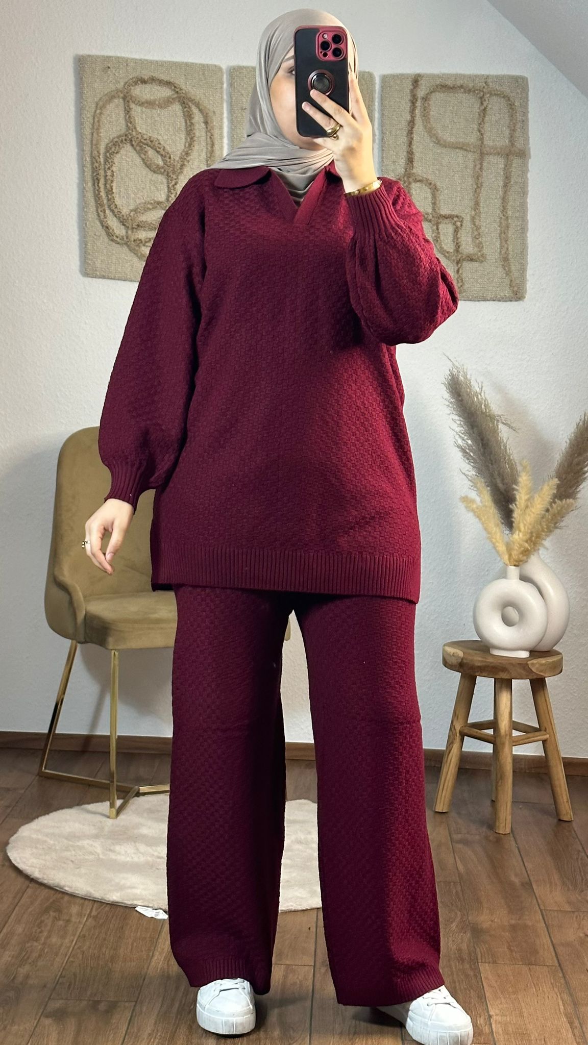 Besonderes Strickset mit komfortabler Passform in bordoux