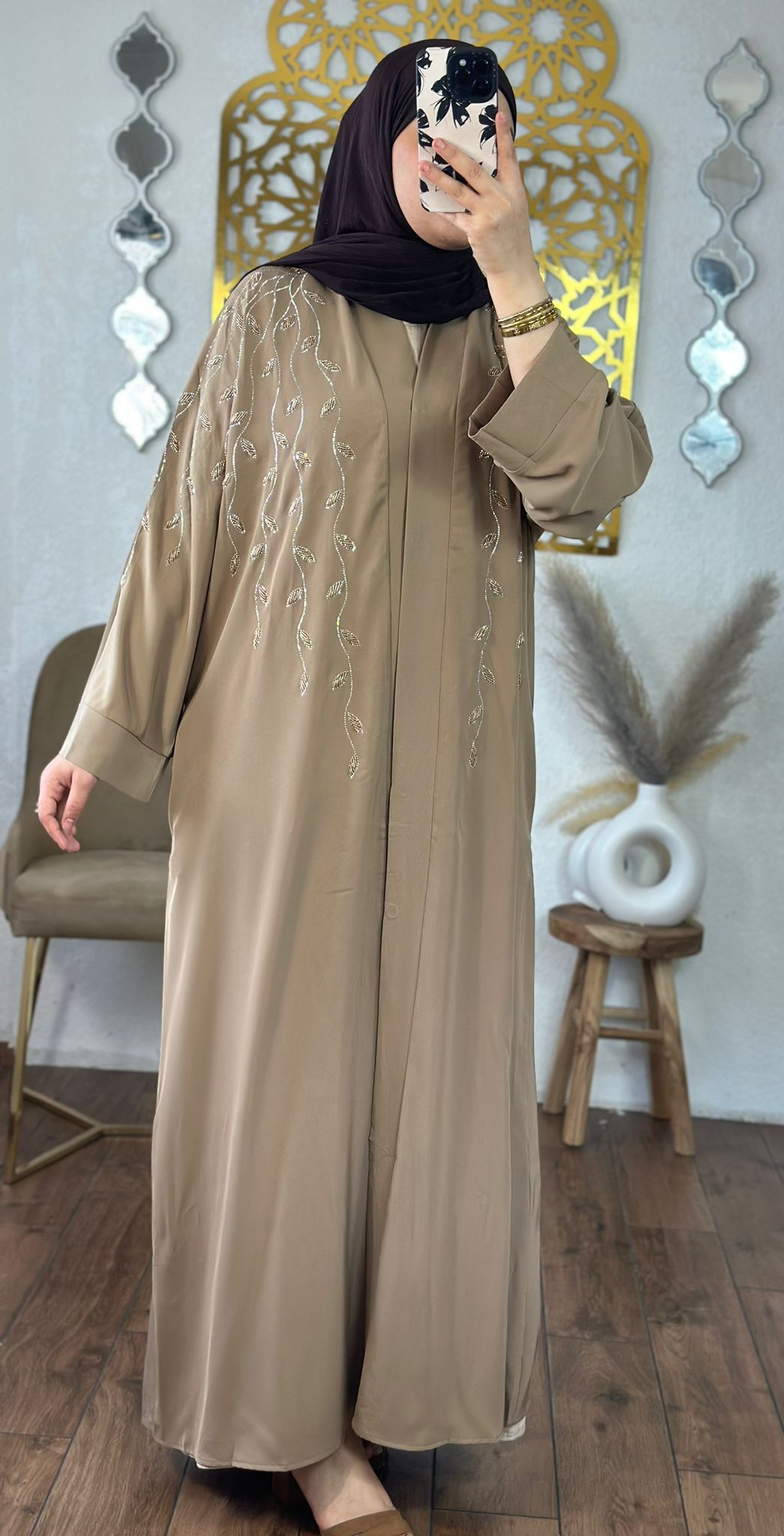 Sylia  luxuriöse Abay