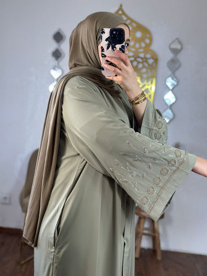 Elegante Abaya mit bestickten ärmeln-pistazien