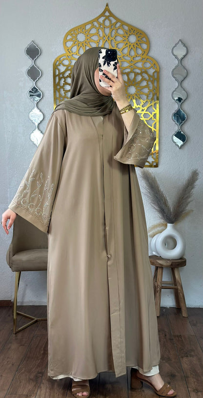 Elegante abaya mit bestickten  ärmeln_bieg