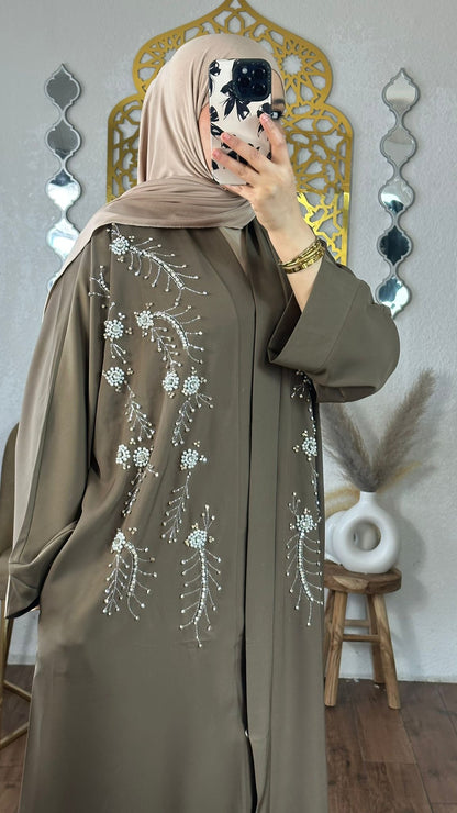 Yasmas luxuriöse Abaya