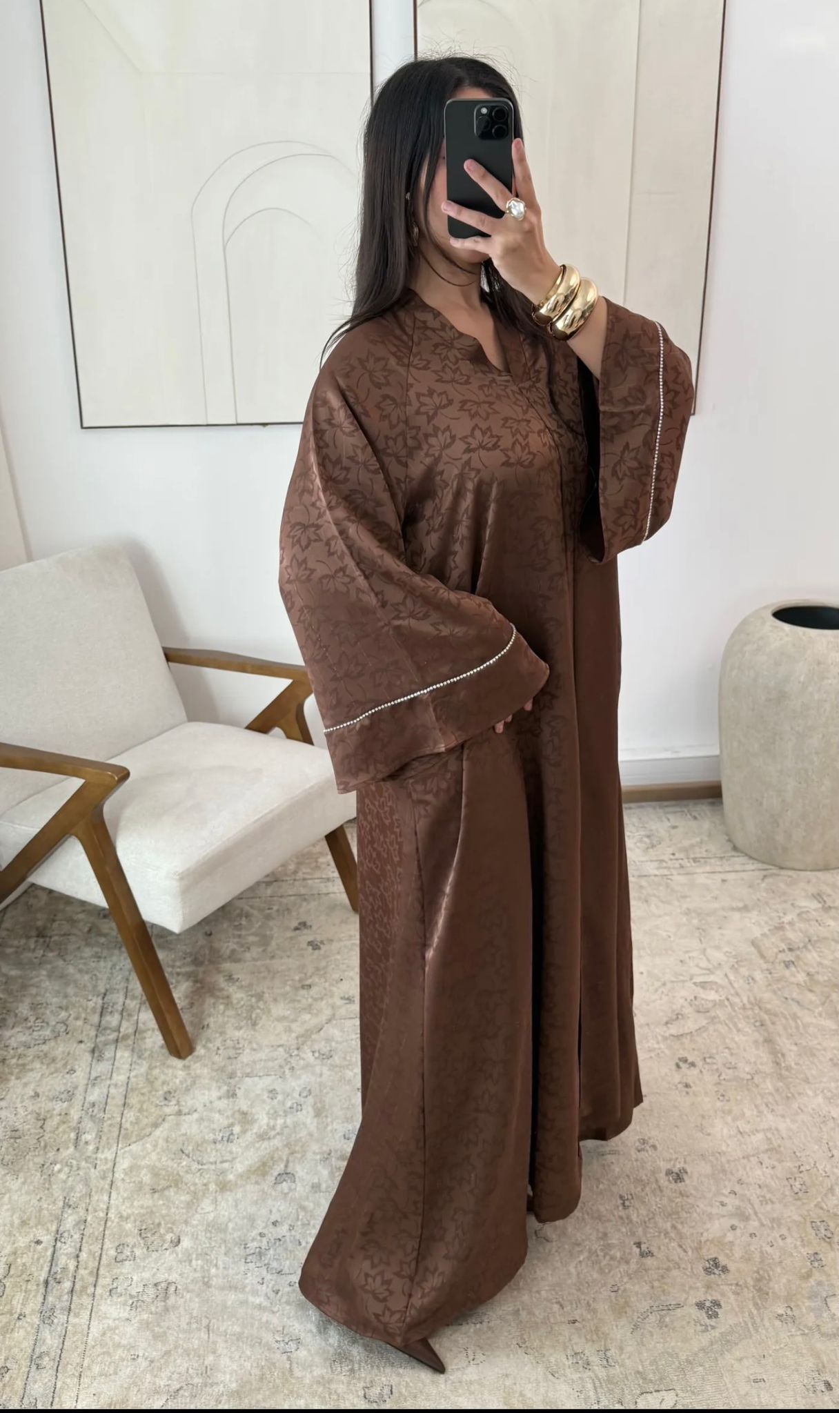 Yaras  luxuriöse Abaya