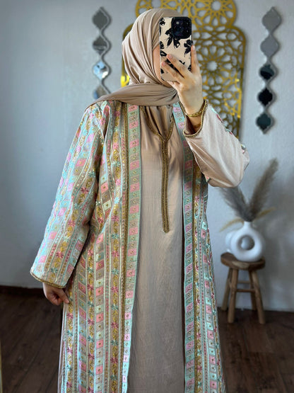 Elegante Rosegold Abaya mit floral stickerei