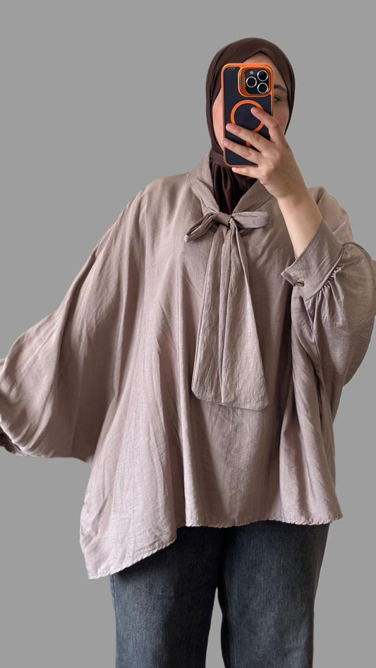 Elegante oversize-Bluse mit Schleife
