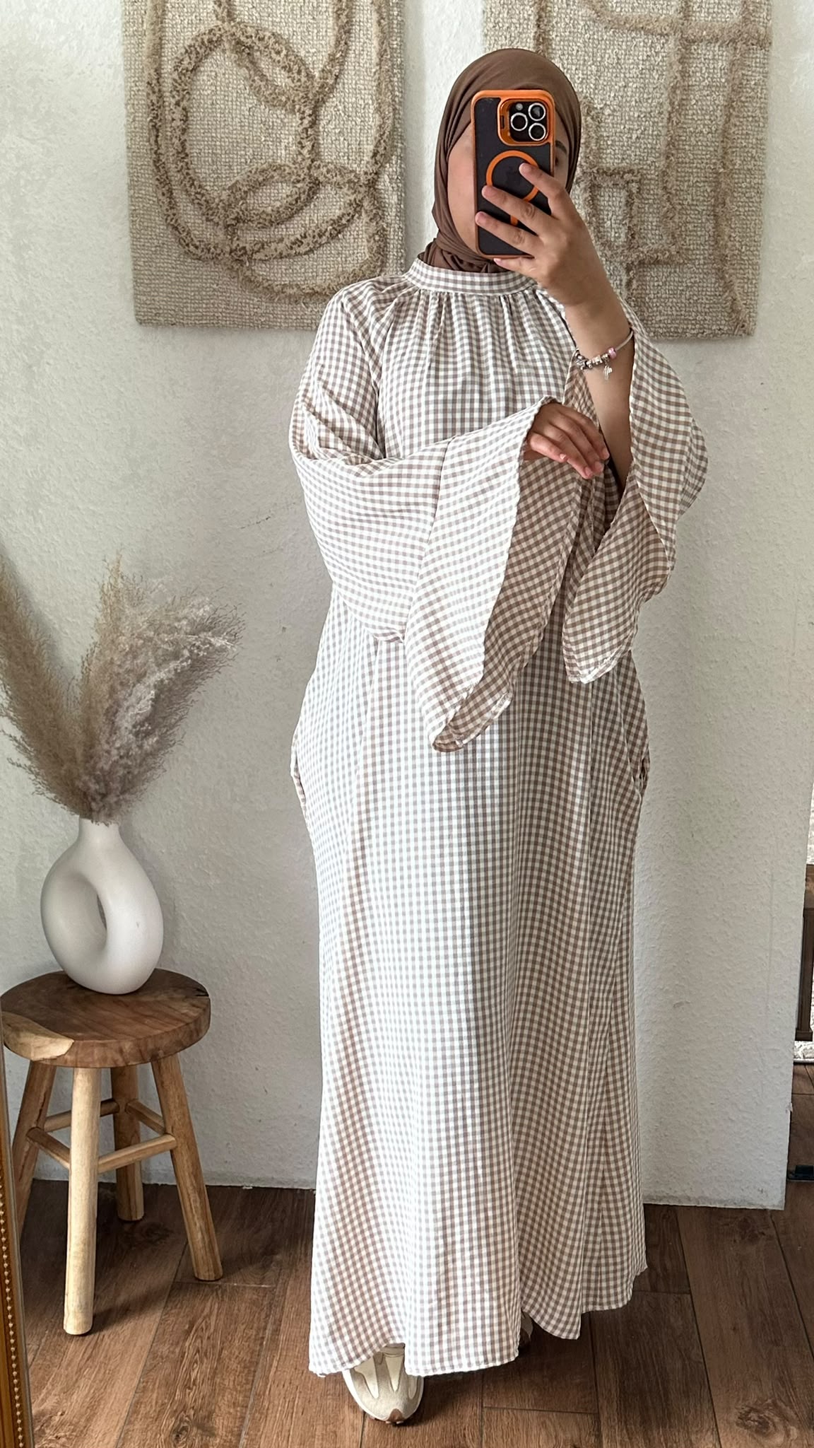 Tasnim kleid
