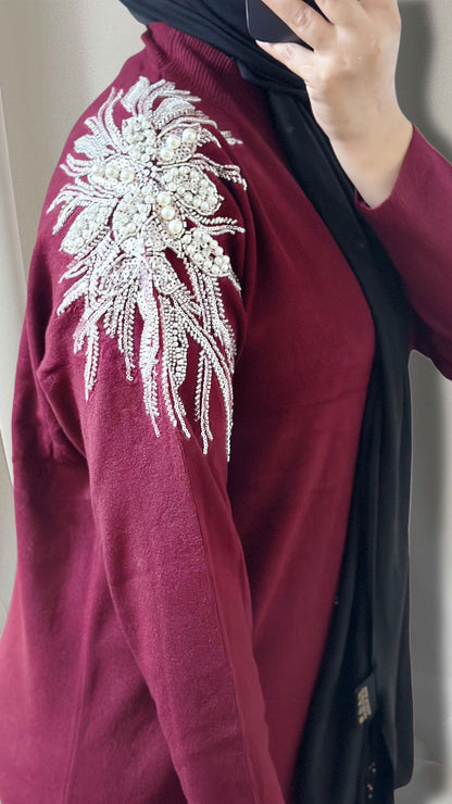 SYLIA Langes Strickkleid mit Schulter-Details – Elegant &amp; Modern