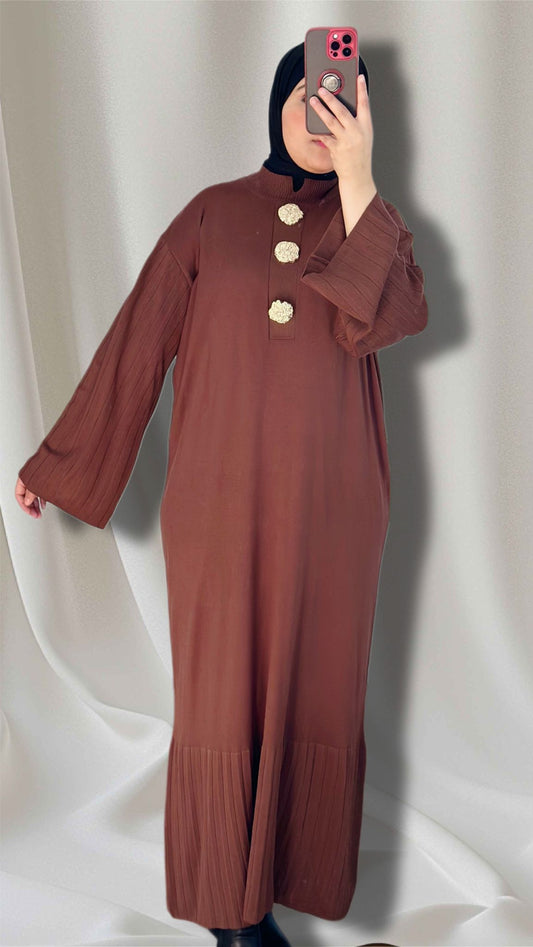 LAYALs strickkleid in braun