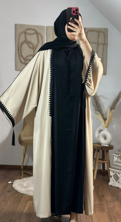 RAWAAs traditionelle zwei teiler Set