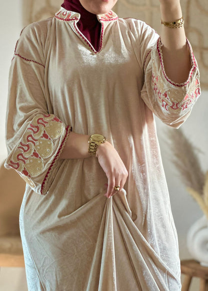 Orientalisches Kaftankleid in bieg