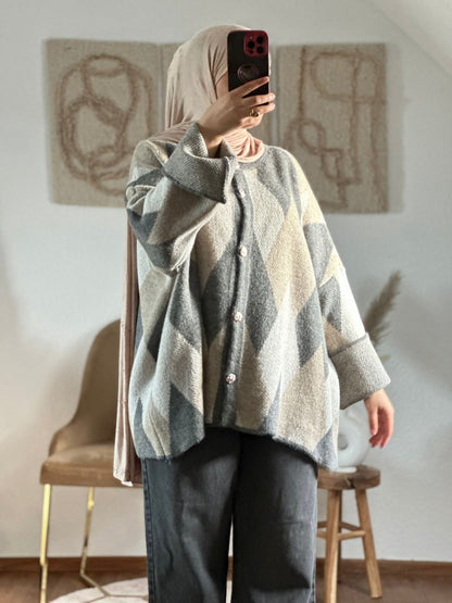 ILINAs Oversize-Wollhemd