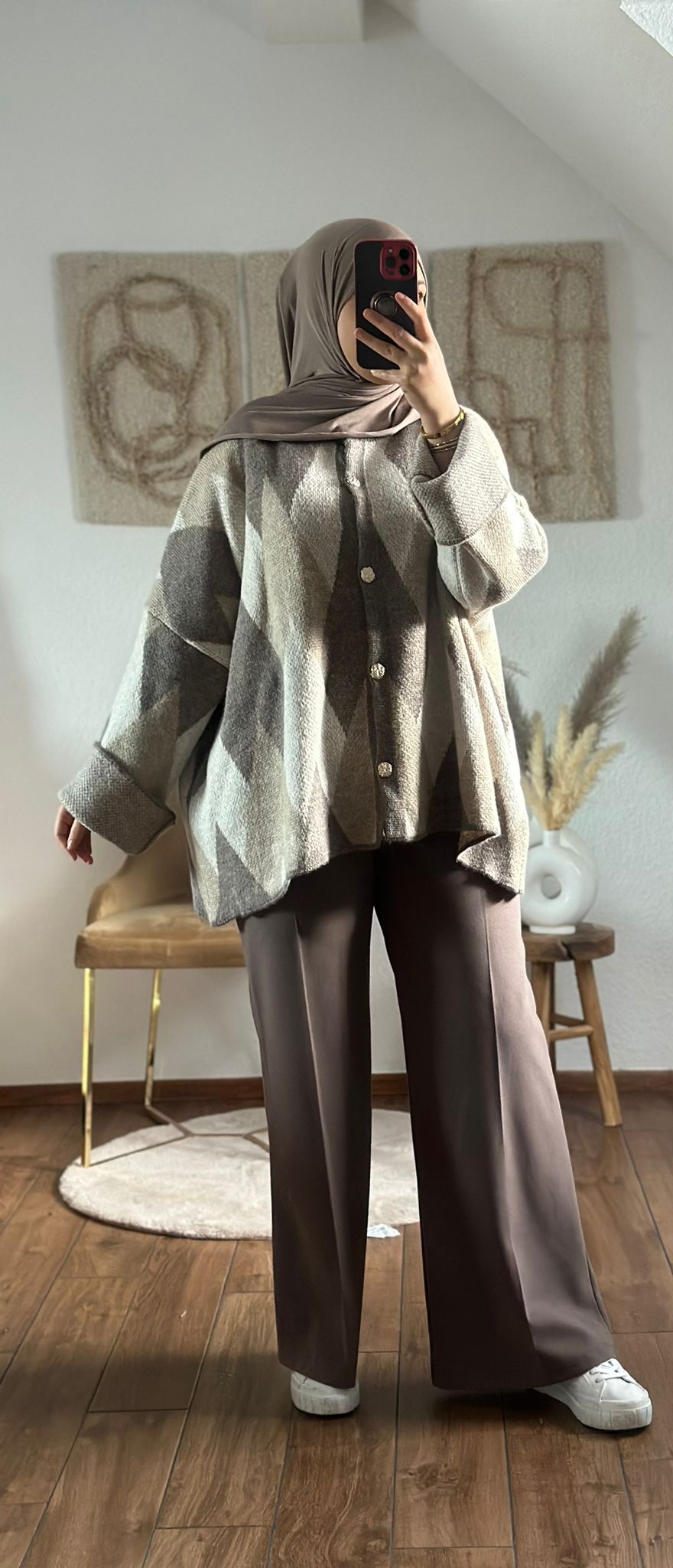 ILINAs Oversize-Wollhemd